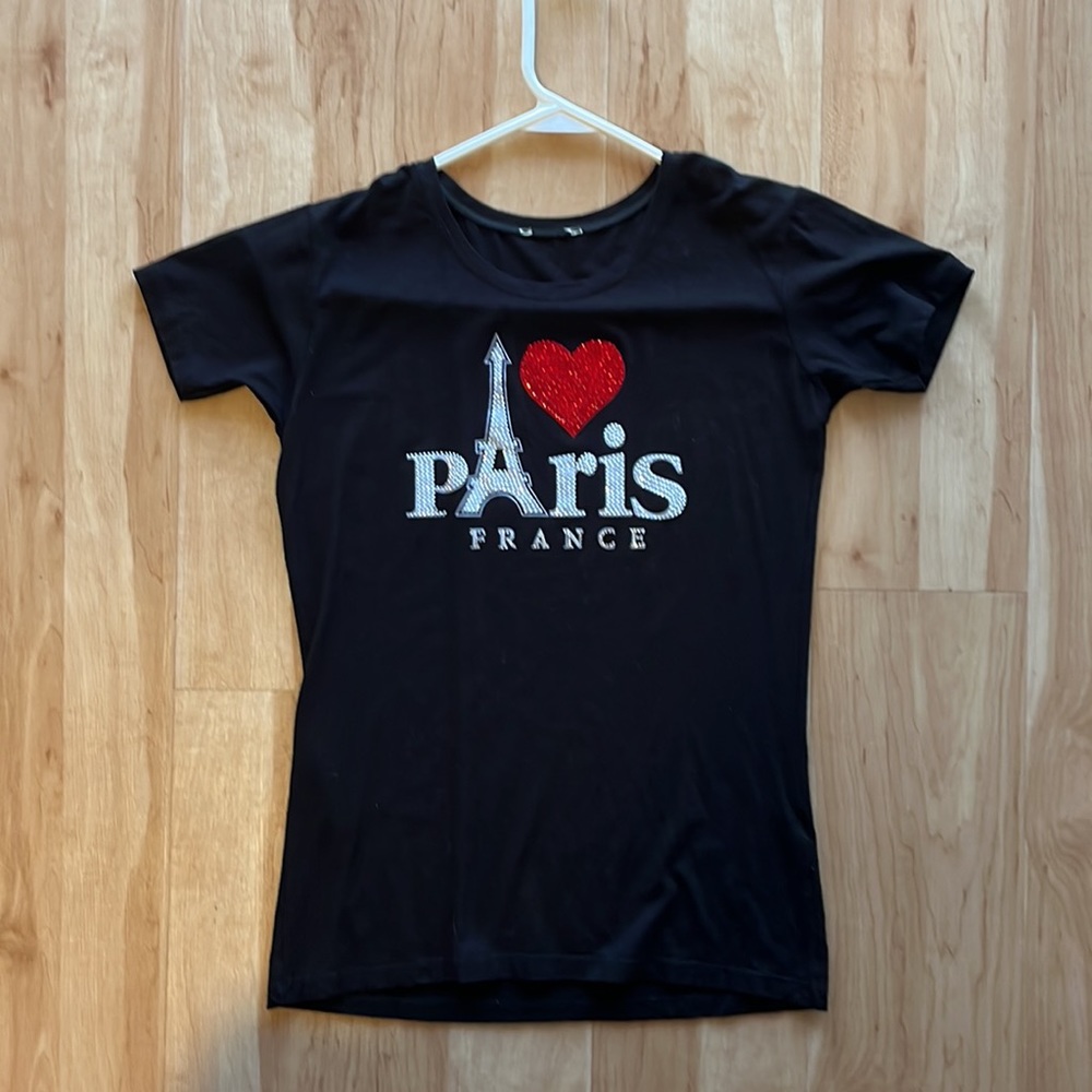 “I ❤️ Paris “ Black. Short sleeve T-shirt purchased in Paris